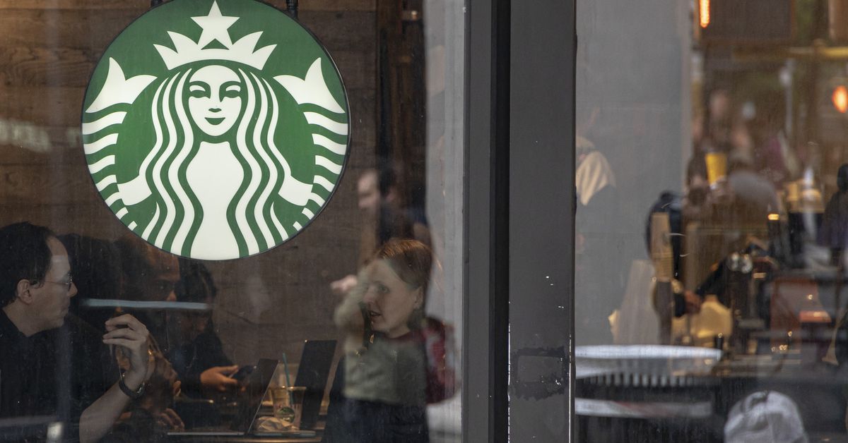Starbucks : The Coffee Story We Need to Know